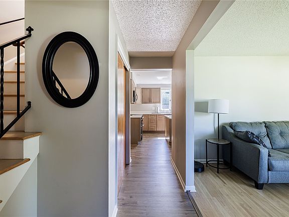 4th image of 501 Bridgewood Dr