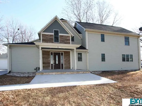 440 East St, Eagle, NE 68347