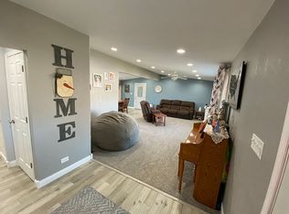 1306 N Frost Ave, Avoca, IA 51521