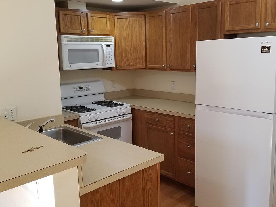 1st image of 45 W Broadway Unit 207