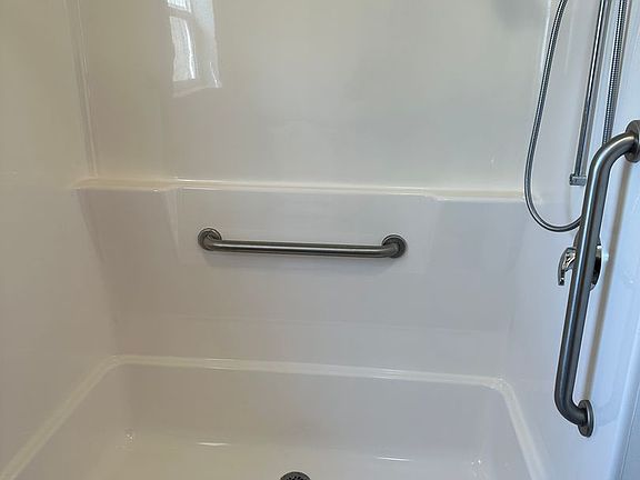 3rd image of 879 Dancing Oaks Cir #17