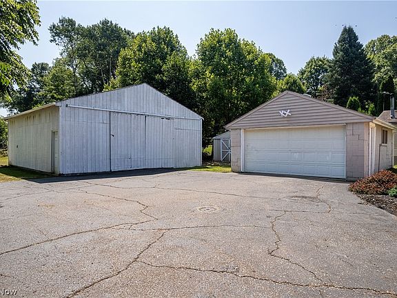 4th image of 2809 Aldis Dr