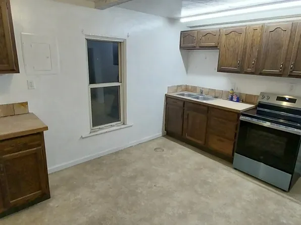 1012 State St #B, Fort Morgan, CO 80701