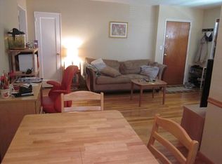 16664 17th Rd, Whitestone, NY 11357