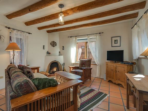 4th image of 636 Garcia St APT 1