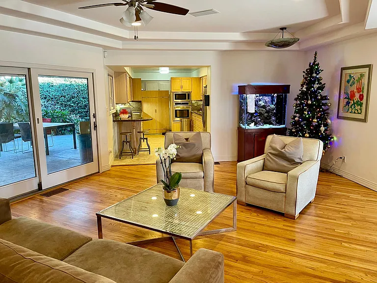 312 Sea Ridge Dr — Photo 9