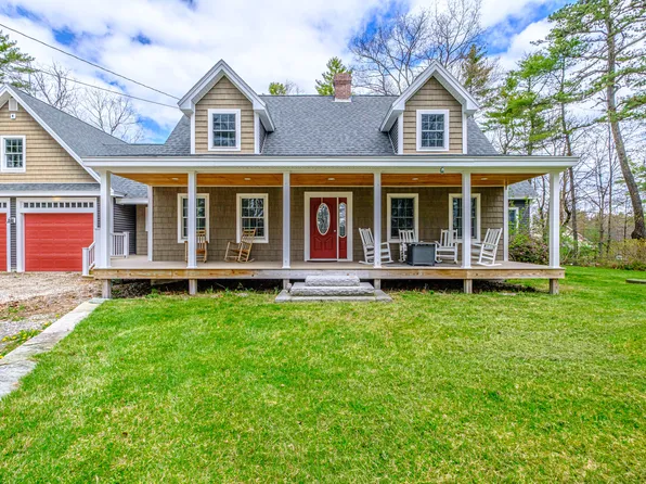 6 Broadway Avenue, Naples, ME 04055