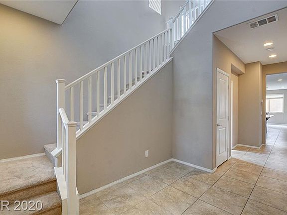 3rd image of 5867 Sleepy Willow St