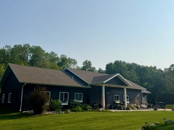 26331 Far Creek Rd, Bovey, MN 55709