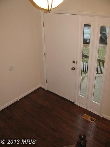 1st image of 7924 Carrousel Ct