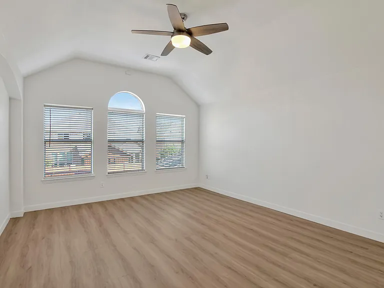 1615 Bryce Canyon Ln — Photo 24