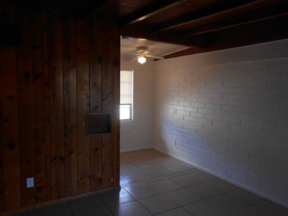 2nd image of 3139 N Fontana Ave