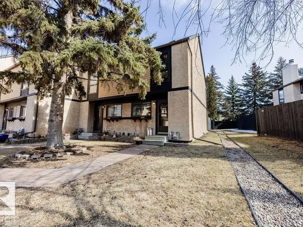 12032 25th Ave NW, Edmonton, AB T6J 4L3