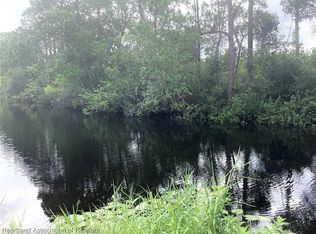 344 Parker St NE, Lake Placid, FL 33852