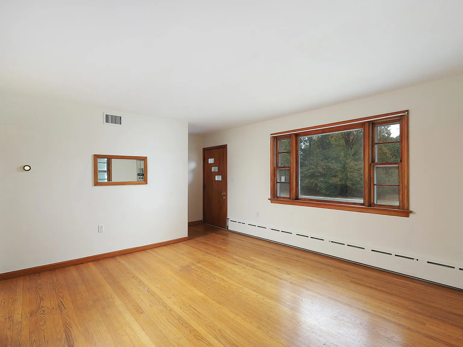 126 Brookhill Ave — Photo 4