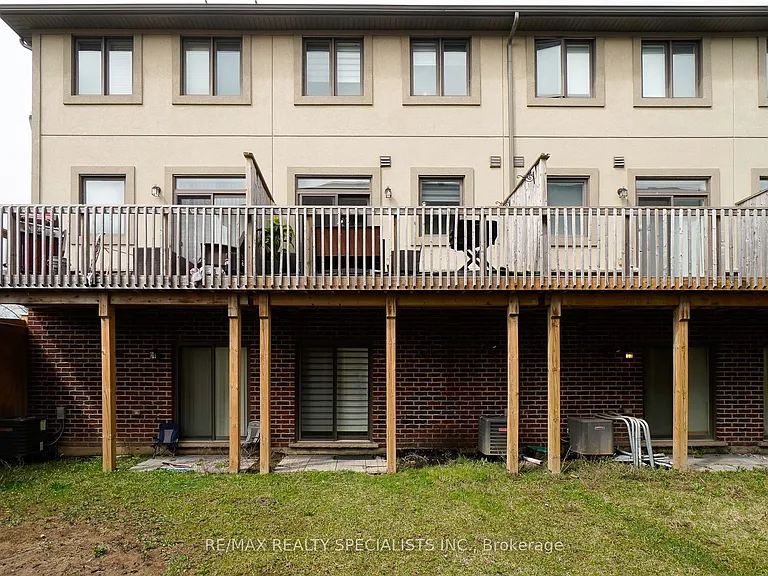 61 Farley Ln — Photo 30
