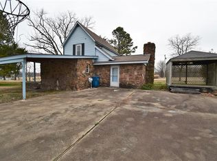 414 S Edmondson Rd, Gentry, AR 72734