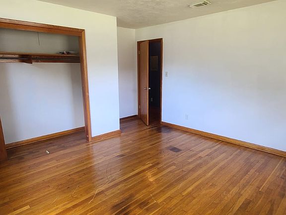 3rd image of 7103 Olsen Rd