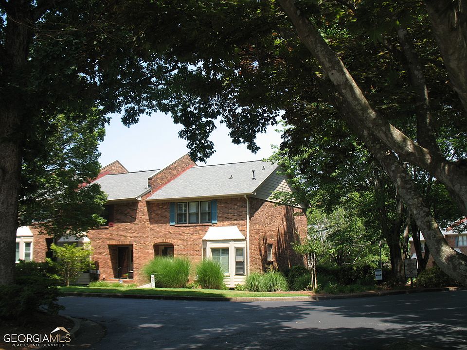 6110 Windsor Trace Dr, Peachtree Corners, GA 30092 MLS 10179201 Zillow