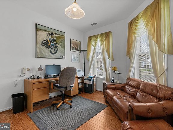 3rd image of 13600 Missoula Ct
