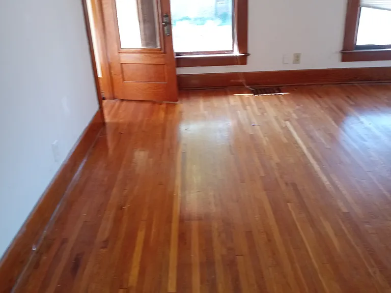 605 S Grand Ave #2 — Photo 4