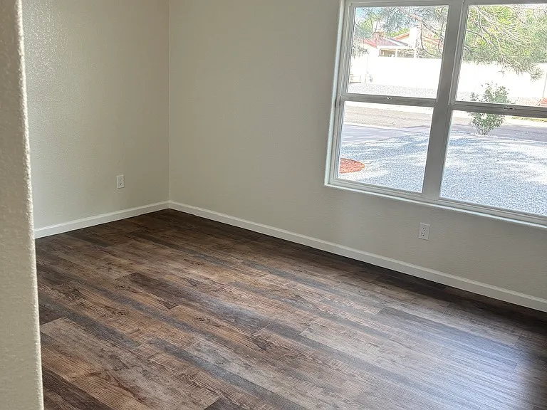 841 Marie Park Dr NE — Photo 11