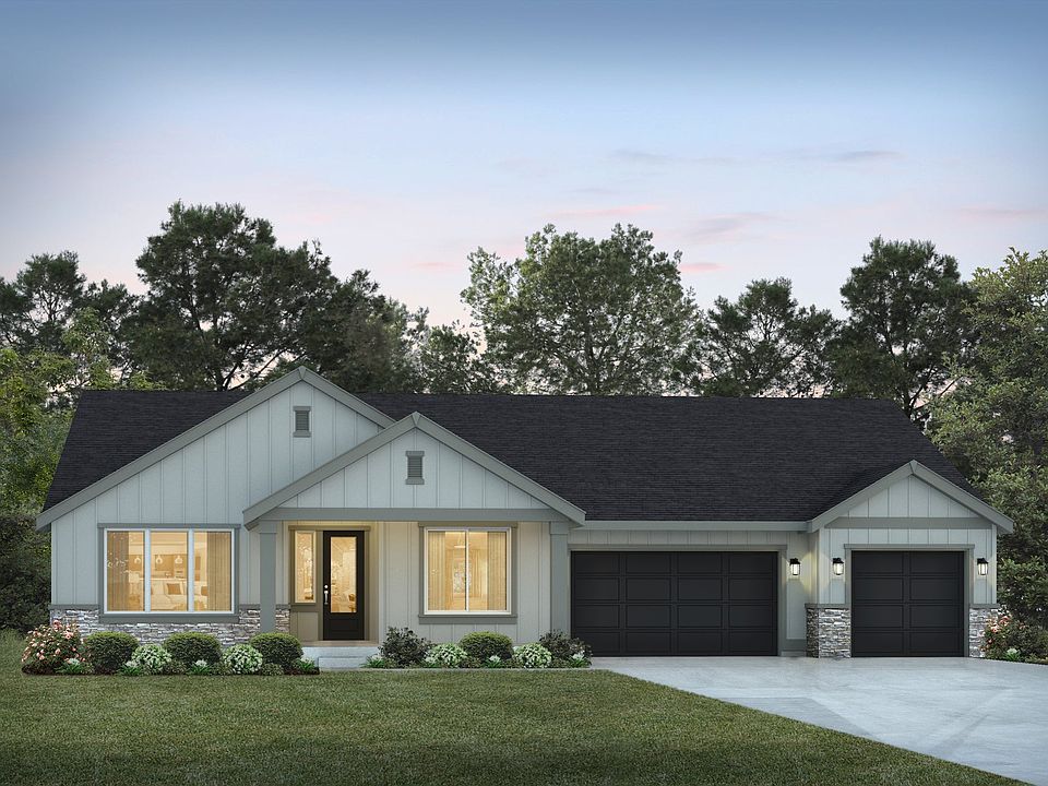 Glacier Pointe Plan 3006 A 3-Car Garage