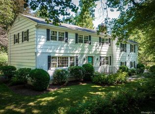 278 Cascade Rd, Stamford, CT 06903