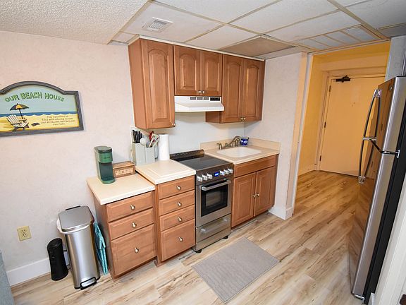 2nd image of 202 70th Ave. N #603