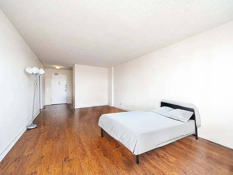 225 Saint Paul Ave #9B — Photo 7