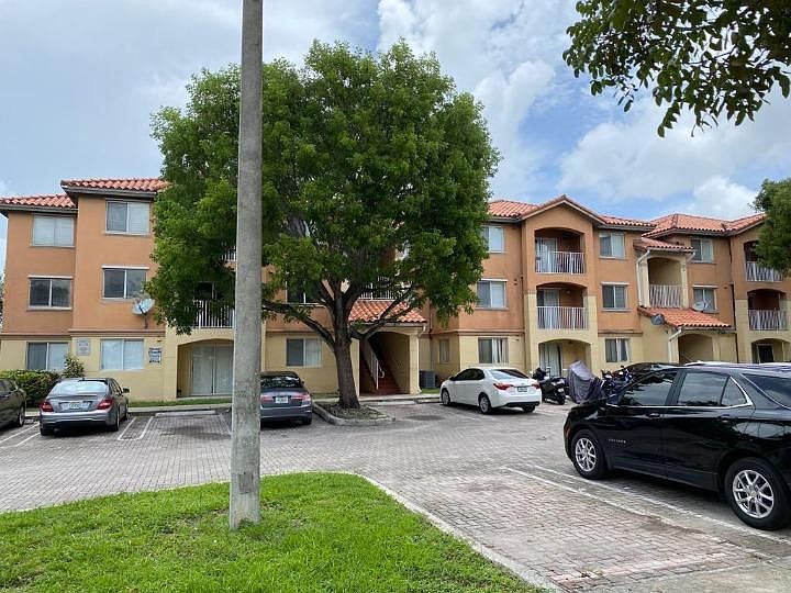 1st image of 17602 NW 25th Ave #100