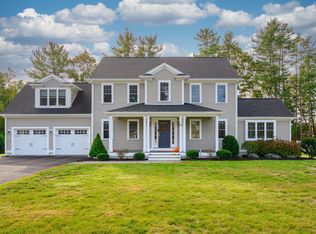 10 Wood Hollow Way, Bridgewater, MA 02339