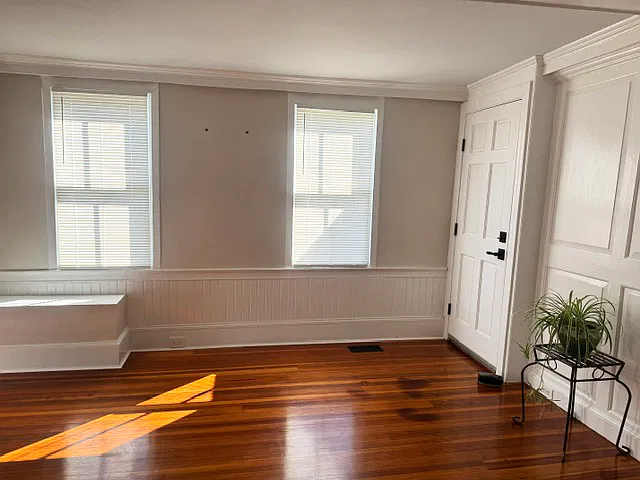 43 Middle St