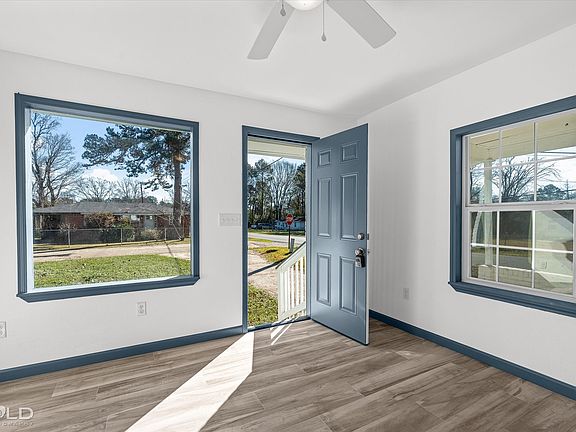3rd image of 10390 Kirk Ln