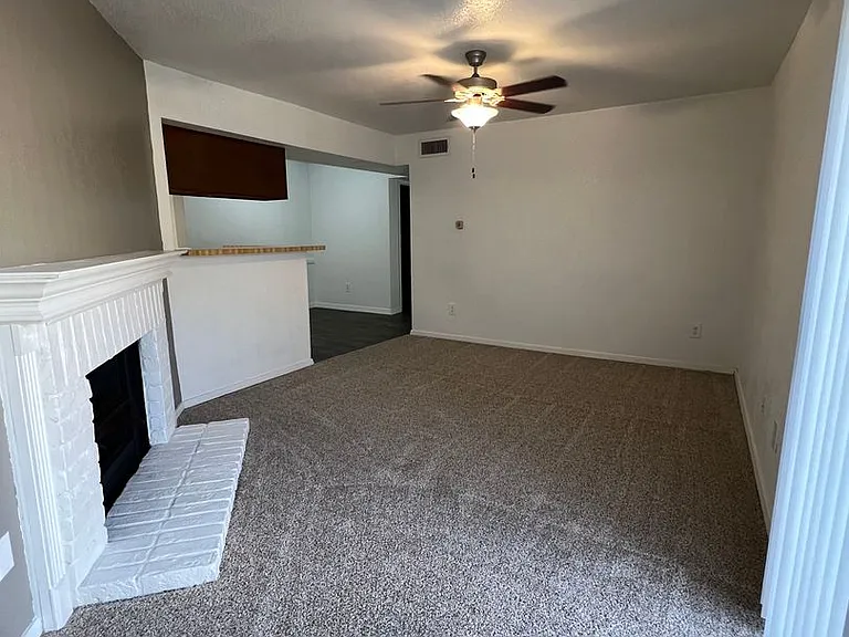 Cypresswood Crossing Apartments — Photo 56