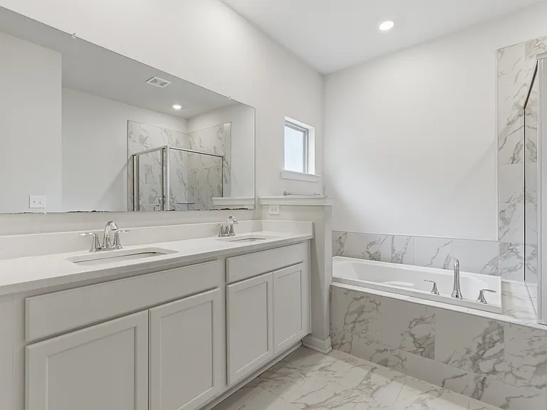 15007 Greenleaf Dr — Photo 13