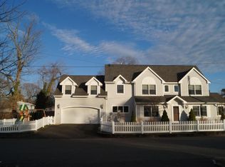 147 Laurel Ave, Island Heights, NJ