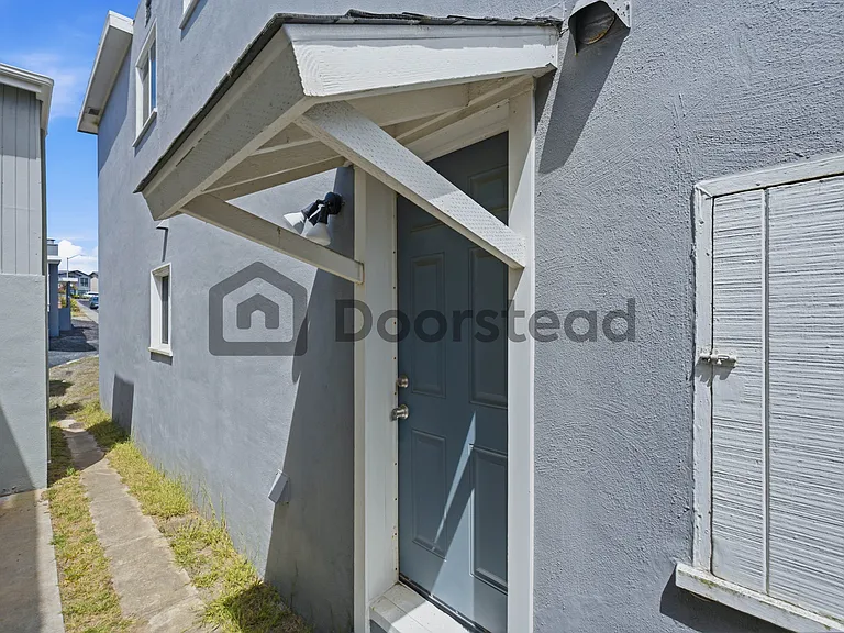 470 Westmoor Ave — Photo 22
