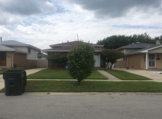 18018 Olympia Dr, Country Club Hills, IL
