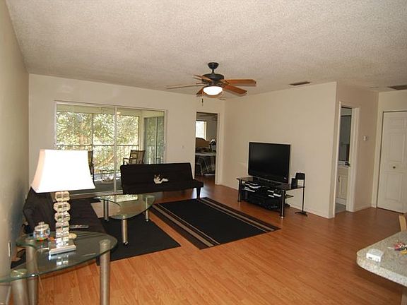 2nd image of 2801 Magdalina Dr #1-D