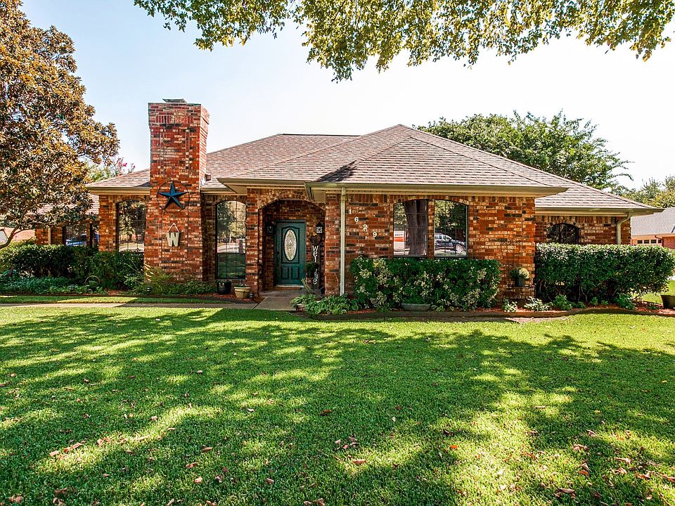 1st image of 1629 Mockingbird Ln