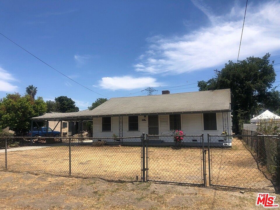 1st image of 1846 Parkway Dr