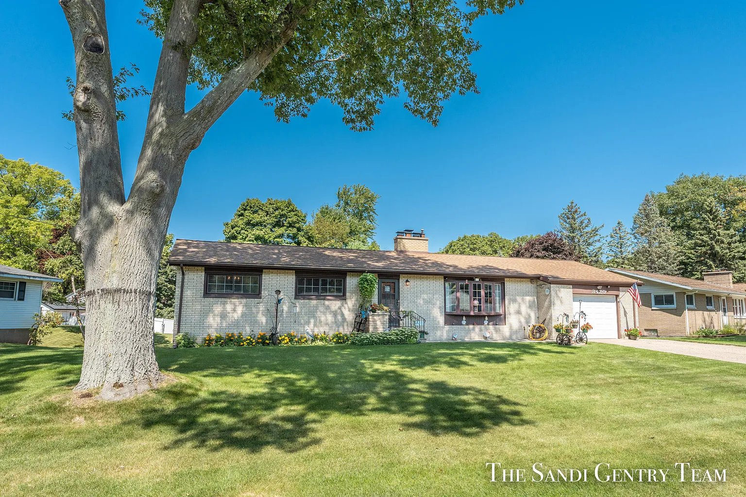 3420 Butler Dr photo 1
