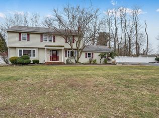 10 Churchill St, Freehold, NJ 07728