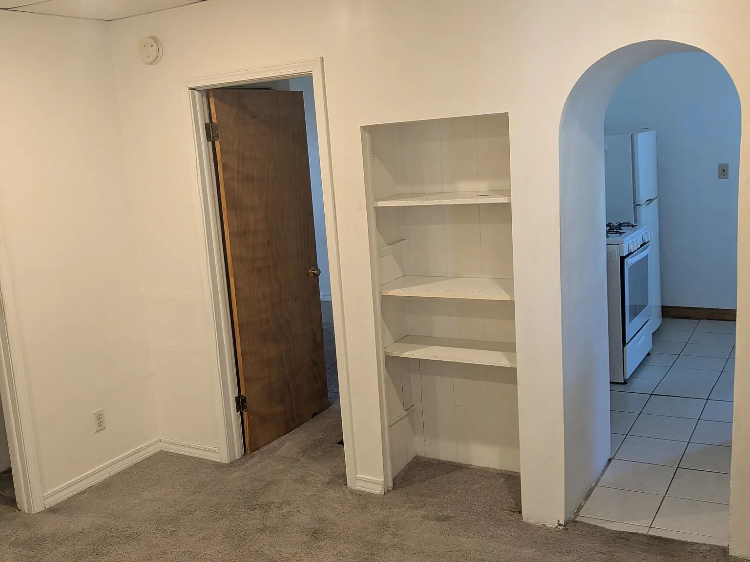 1 bed, 500 sqft, $1,150 — Photo 2