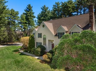 32 Draper Rd, Dover, MA 02030