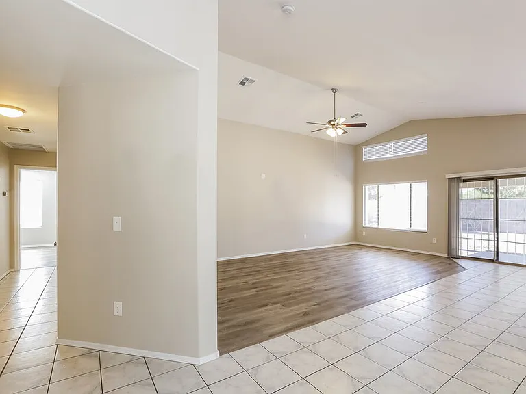1510 N Saddle St — Photo 6