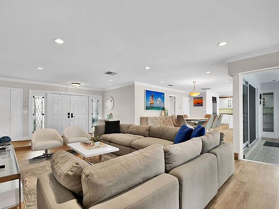 5th image of 2152 NE 63rd Court
