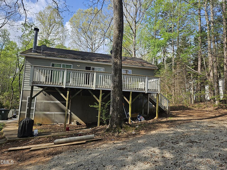 2nd image of 821 Sagamore Dr