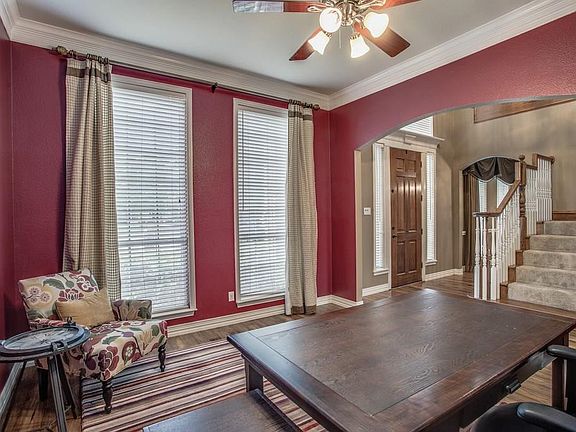 5th image of 1005 Westover Trl